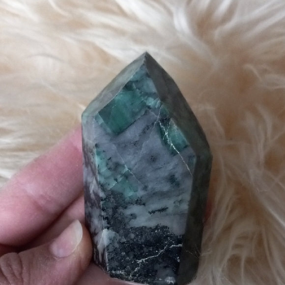 Emerald Tower - Picture 4 of 5